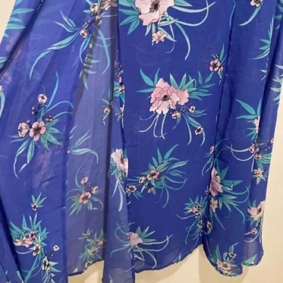 ✨V-plunge Ruffle Maxi Dress america & beyond✨ - Picture 8 of 11